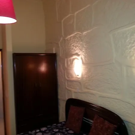 Caldeira Guest House-3